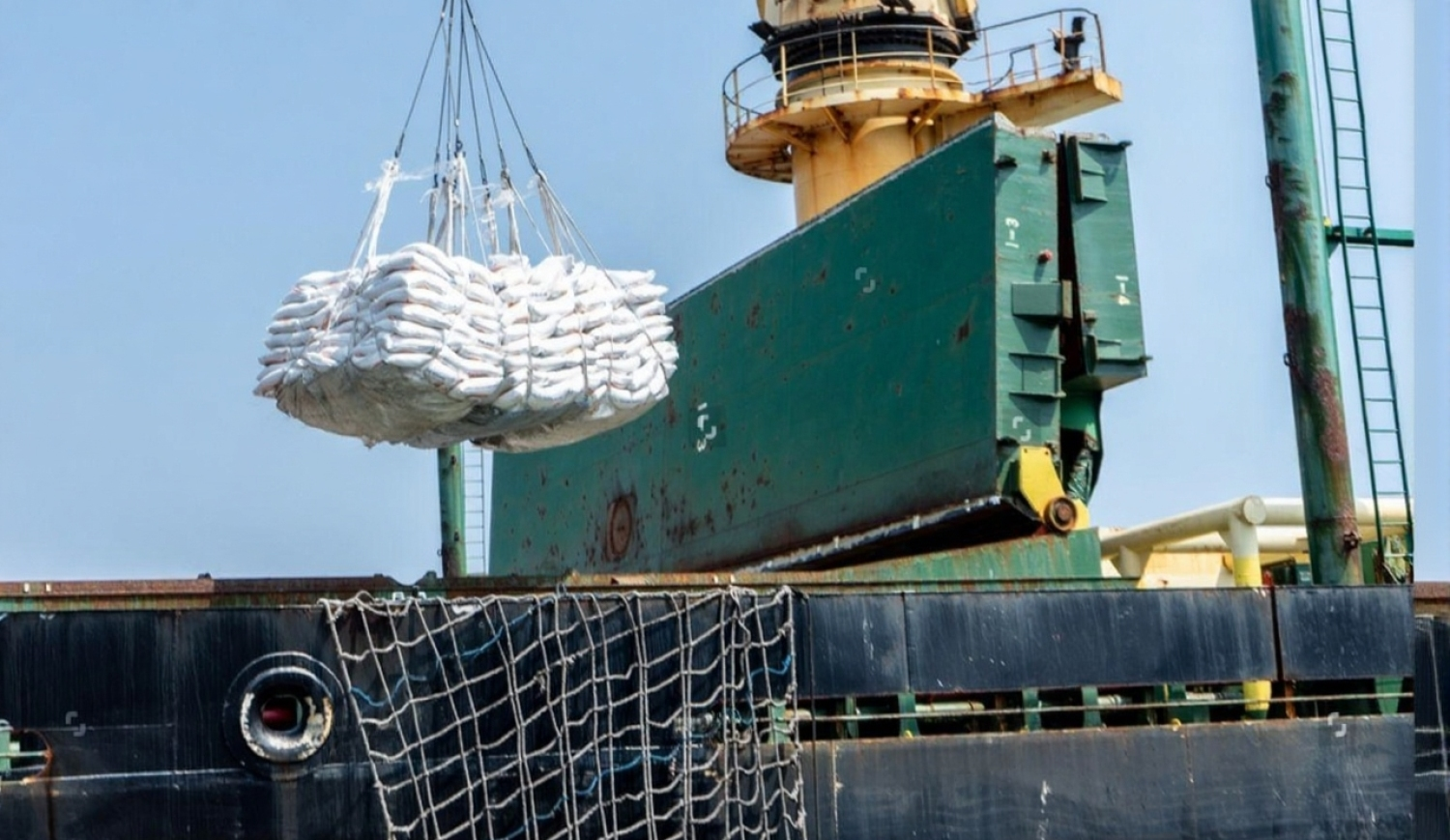 استيراد بواخر السكر